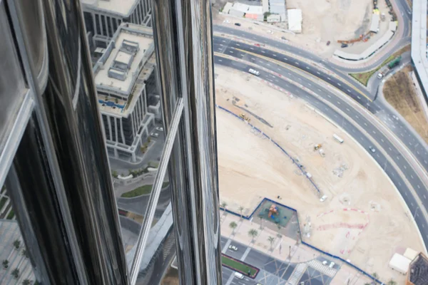 从迪拜哈利法塔的顶部的视图 — 图库照片
