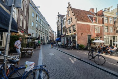 Amsterdam sokaklarında