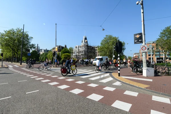 Amsterdam'da bir geçiş — Stok fotoğraf