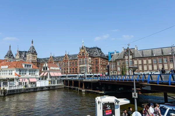 Estación Amsterdam Centraal barrio — Foto de Stock