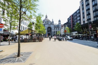 antwerpen bir sokakta