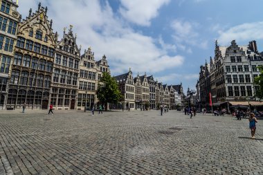 antwerpen ana meydanında