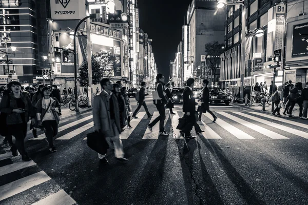 Crossing shinjuku, tokyo, Japonya
