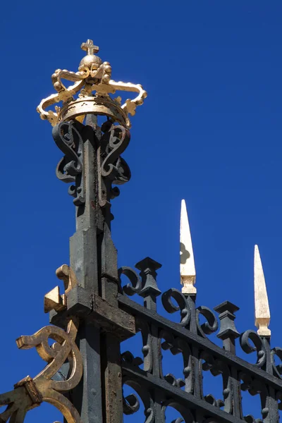 Detail des königlichen Palastes in Madrid, Spanien — Stockfoto