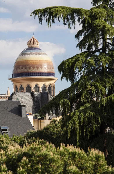 Färgglada dome i madrid — Stockfoto