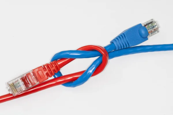 Gebonden gekleurde ethernet-kabels — Stockfoto