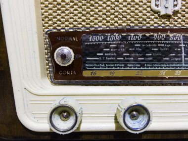 1950 yılından itibaren eski radyo