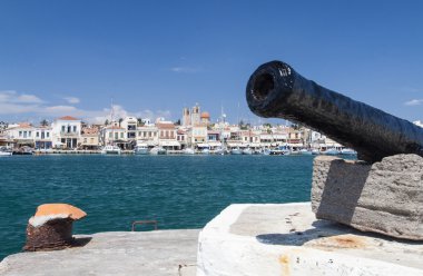 aegina limanının görünümü