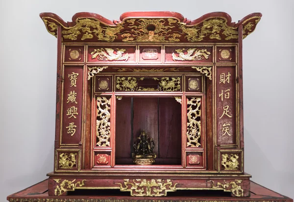 Buddha at a small  altar — Stock Photo, Image