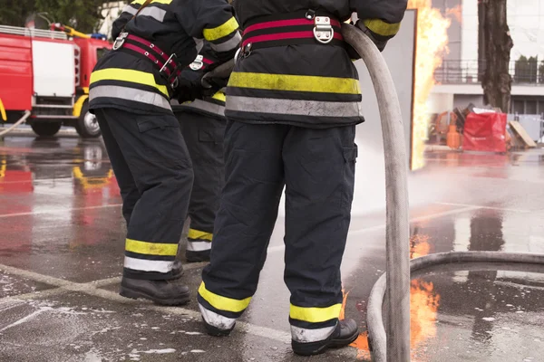 Brandweerlieden — Stockfoto