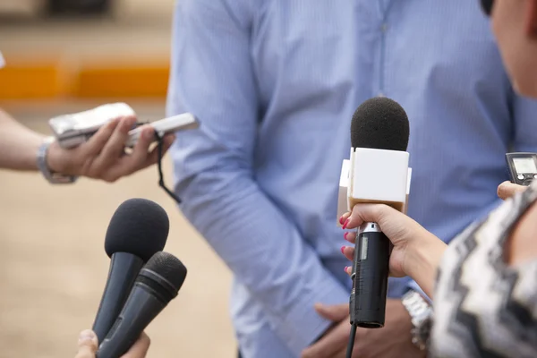 Media interview — Stock Photo, Image