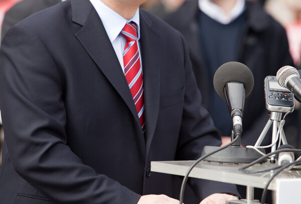 пресс конференция
