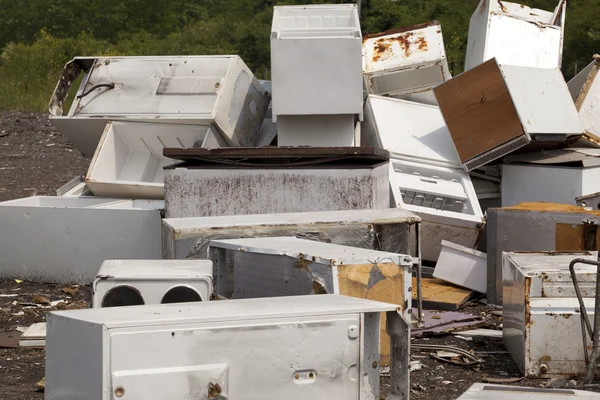 Appliances at the landfill — Stock Photo, Image