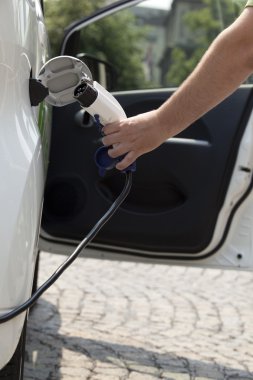 elektrikli otomobil