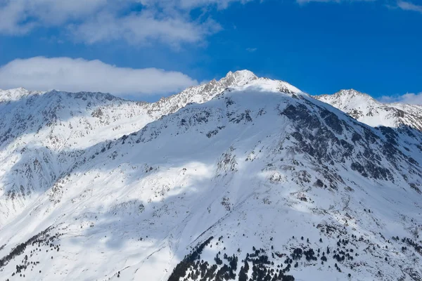 Monte Elbrus Con Pistas Esquí Montañas Nevadas Del Cáucaso Esquí —  Fotos de Stock