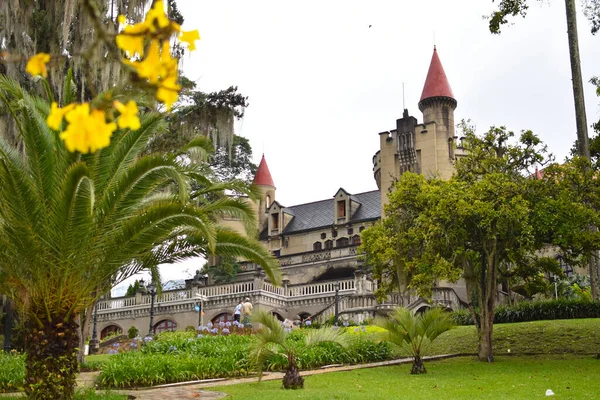 Een Pittoresk Gezellig Park Zomer Populair Openbaar Park Colombia Medellin — Stockfoto