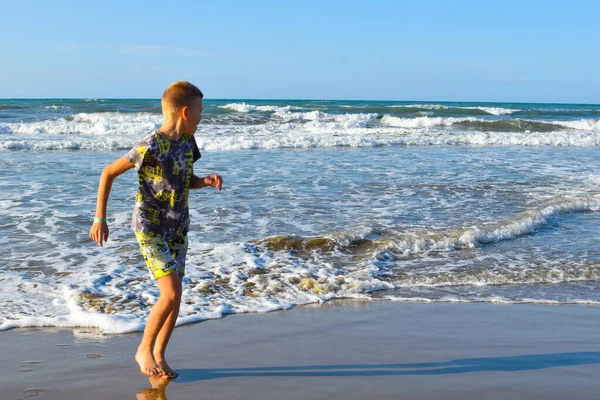 Boy Runs Sandy Seashore Summer Fun Kids Holidays Sea — 스톡 사진