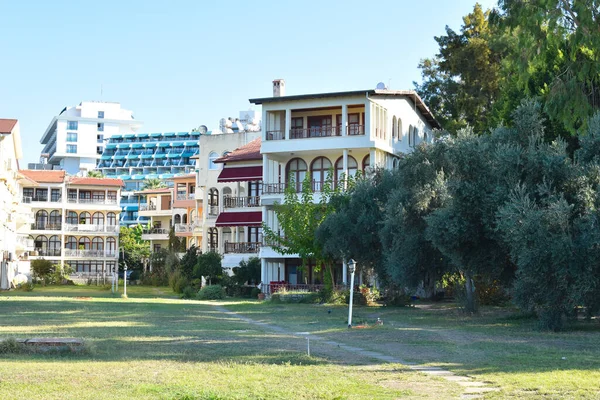 Large Beautiful House Sea Hotel Coast Green Forest — Fotografia de Stock