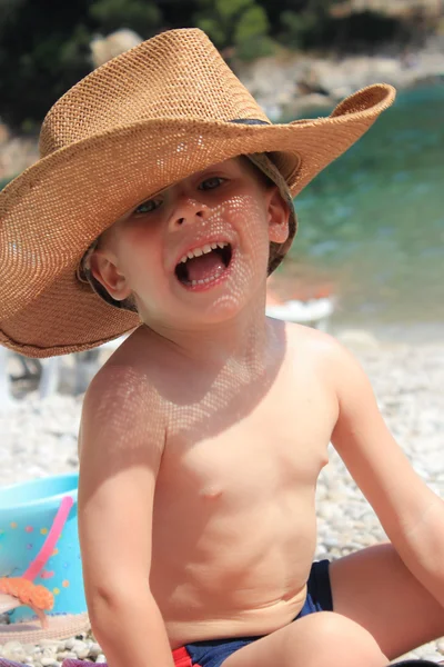 Sahildeki çocuklar.