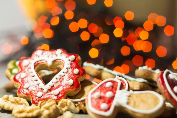Gingerbread cookies with christmas light — Stock Photo, Image