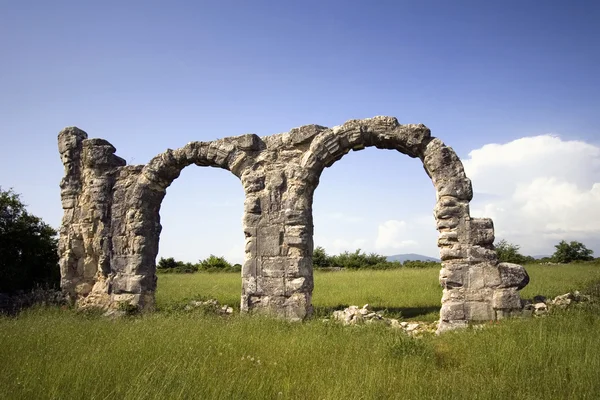 Ruines du camp de la Légion romaine dans le parc national Krka, Croatie — Photo