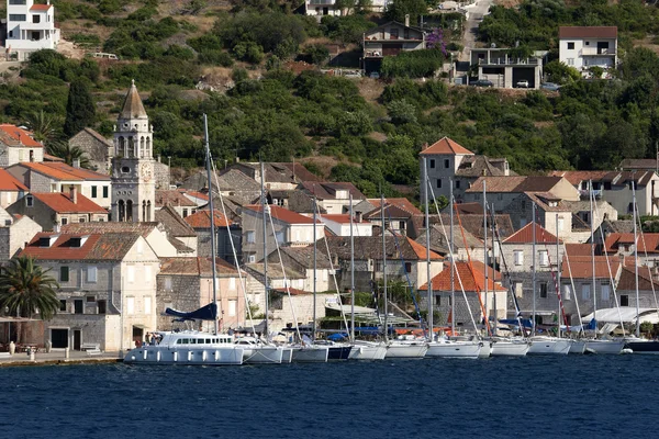 Ville de Vis sur l'île de Vis en Croatie — Photo