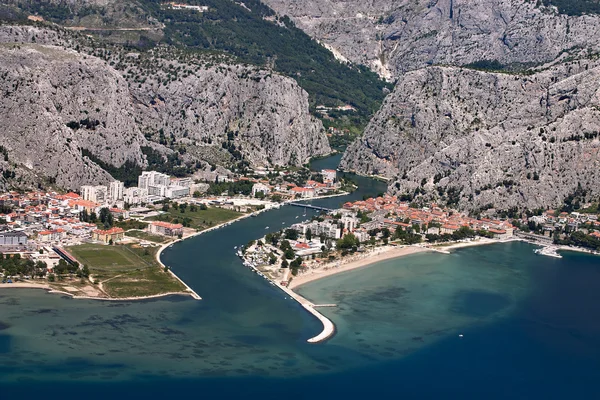 Kasaba omis, Hırvatistan — Stok fotoğraf