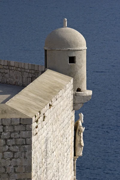 Garde place sur le côté de la mer — Photo