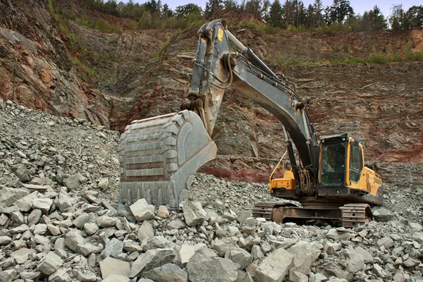 Extraction of stone in the quarry in Czech Republic, village Predklasteri — Stock Photo, Image