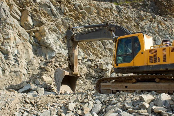 Extraction of stone in the quarry in Czech Republic, village Predklasteri — Stock Photo, Image