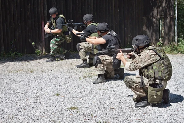 Unit polisi khusus dalam pelatihan, sekolah — Stok Foto