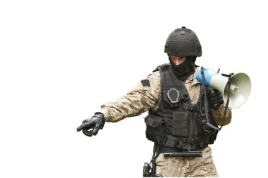 Polis üzerinde beyaz izole bir megafon içine emir bağırır.