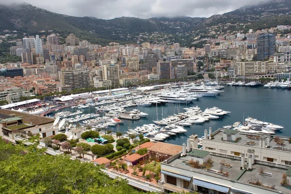 Cote d'Azur, dock luxury yacht visitors to the Principality of Monaco — Stock Photo, Image