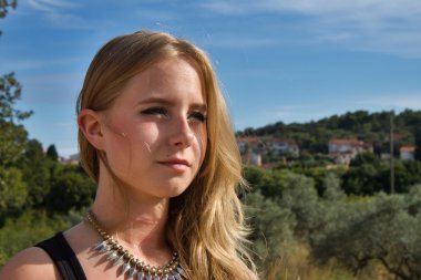 rüya gibi güzel sarışın kız, portre, portre