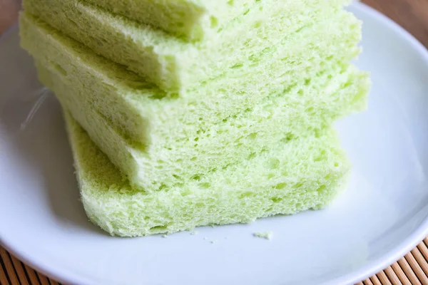 Κομμένο Ψωμί Λευκό Πιάτο Πράσινο Σάντουιτς Ψωμί Pandan — Φωτογραφία Αρχείου