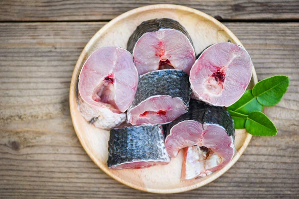 Snakehead Ryb Gotowania Żywności Pasiasta Ryba Wąż Posiekany Składników Liści — Zdjęcie stockowe