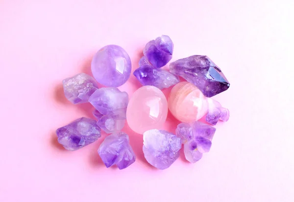 Minerals Gemstones Pink Background Beautiful Purple Amethyst Crystals Rose Quartz — Stock Photo, Image