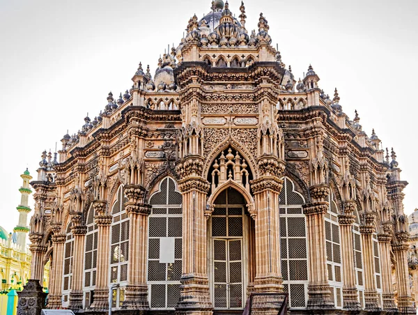 マハーバト マハーバーラ宮殿 Mahabat Maqbara Palace バハディンバイの霊廟 かつてムスリムがジュナガドのナワブを支配していたジュナガドの霊廟である ナワブ マハーバト カーン2世によって建設された — ストック写真