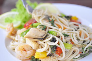 Spagetti deniz ürünleri