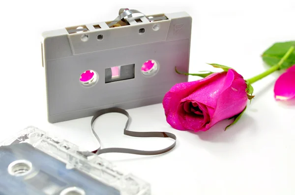 分離されたカセット テープ — ストック写真