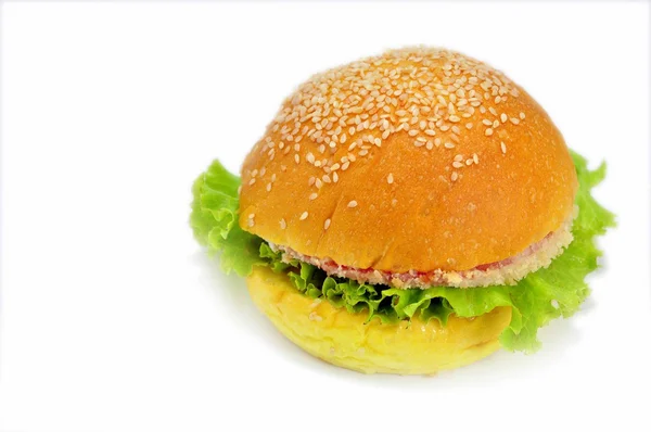 Гамбургер на белом фоне — стоковое фото