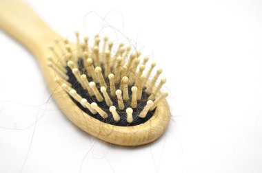 Saç dökülme problemi