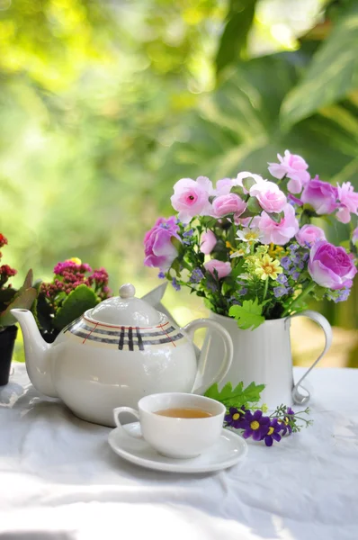 Té y flor — Foto de Stock