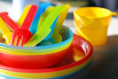 renkli piknik gereçleri