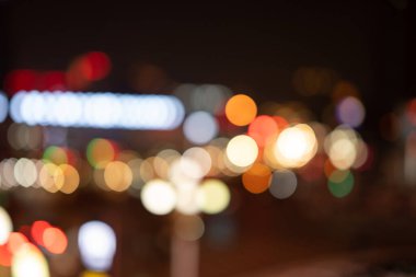 Renkli ışığın aldatıcı bir noktası