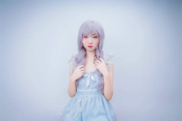 Das Mädchen Blauen Kleid — Stockfoto