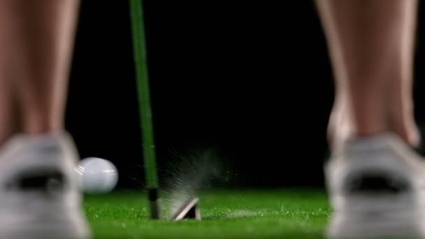 Super Slow Motion Shot Perfect Golf Stroke Splashing Water 1000 — Stock video
