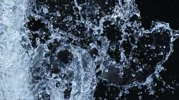 Super Slow Motion Shot Side Water Splash Izolacja Czarnym Tle — Wideo stockowe