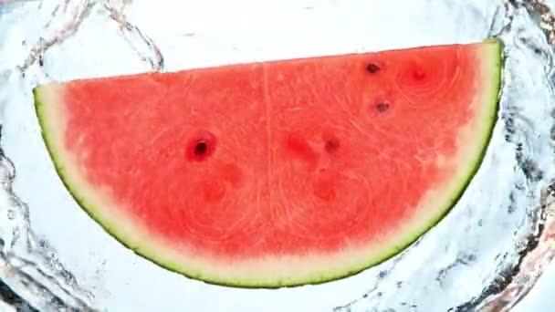 Super Slow Motion Shot Splashing Fresh Melon Cut Water Inglês — Vídeo de Stock