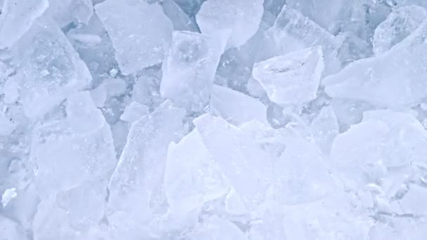 Супер Повільний Рух Падіння Розмивання Подрібненого Льоду Світлому Тлі Швидкістю — стокове відео